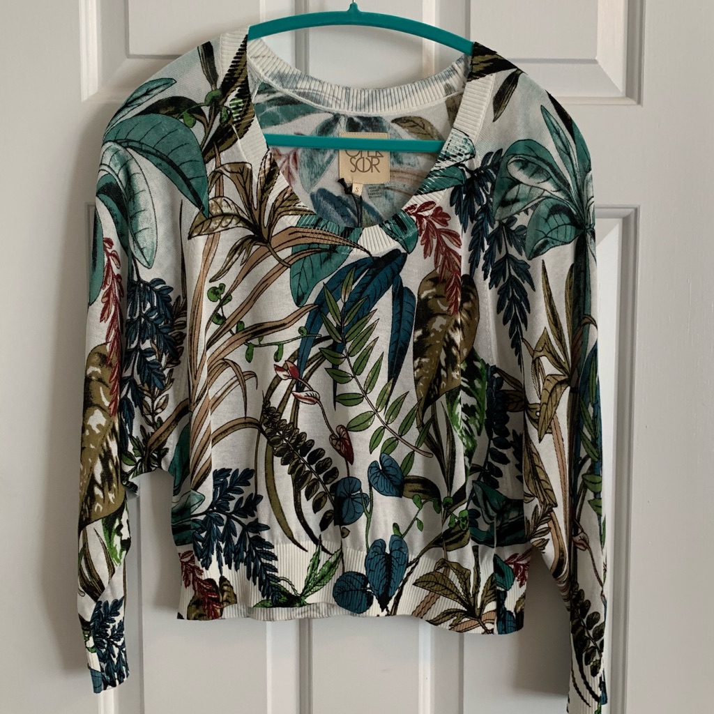 Jungle Print V-Neck Lightweight Sweater - Nwt - S